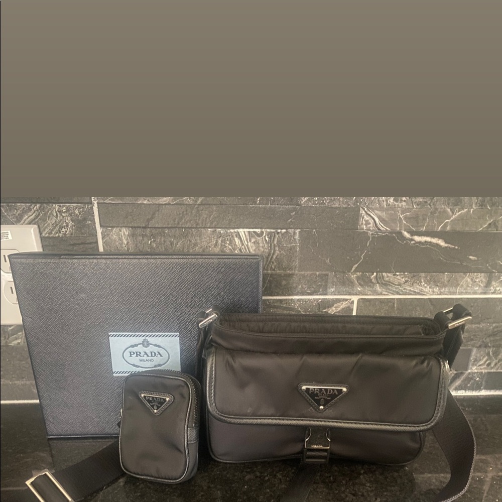 Prada bag for sell. Fairly new. Original price $1500 selling for $1200